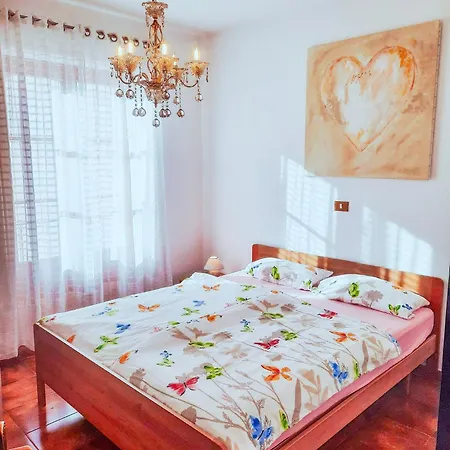 Casa Mirco Apartment *